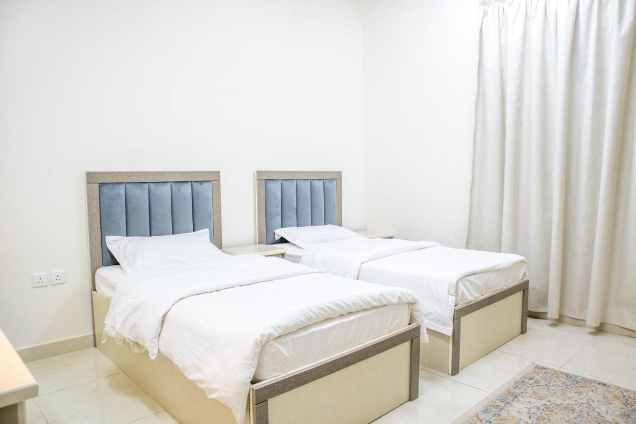 Luxurious Family 3 Bedroom Apartments 10 Mins Drive To Al-Masjid Nabawi - Nozol Noor 1 Medina Luaran gambar