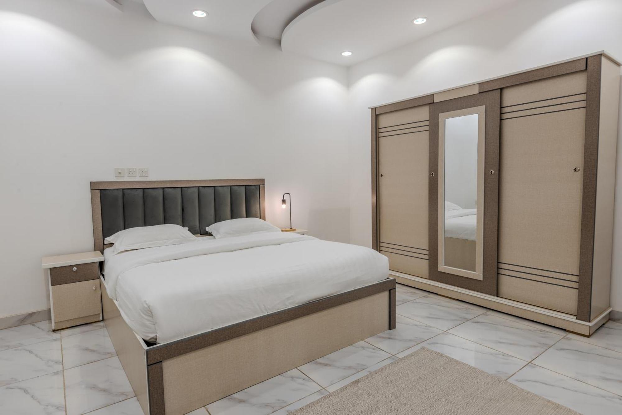 Luxurious Family 3 Bedroom Apartments 10 Mins Drive To Al-Masjid Nabawi - Nozol Noor 1 Medina Luaran gambar